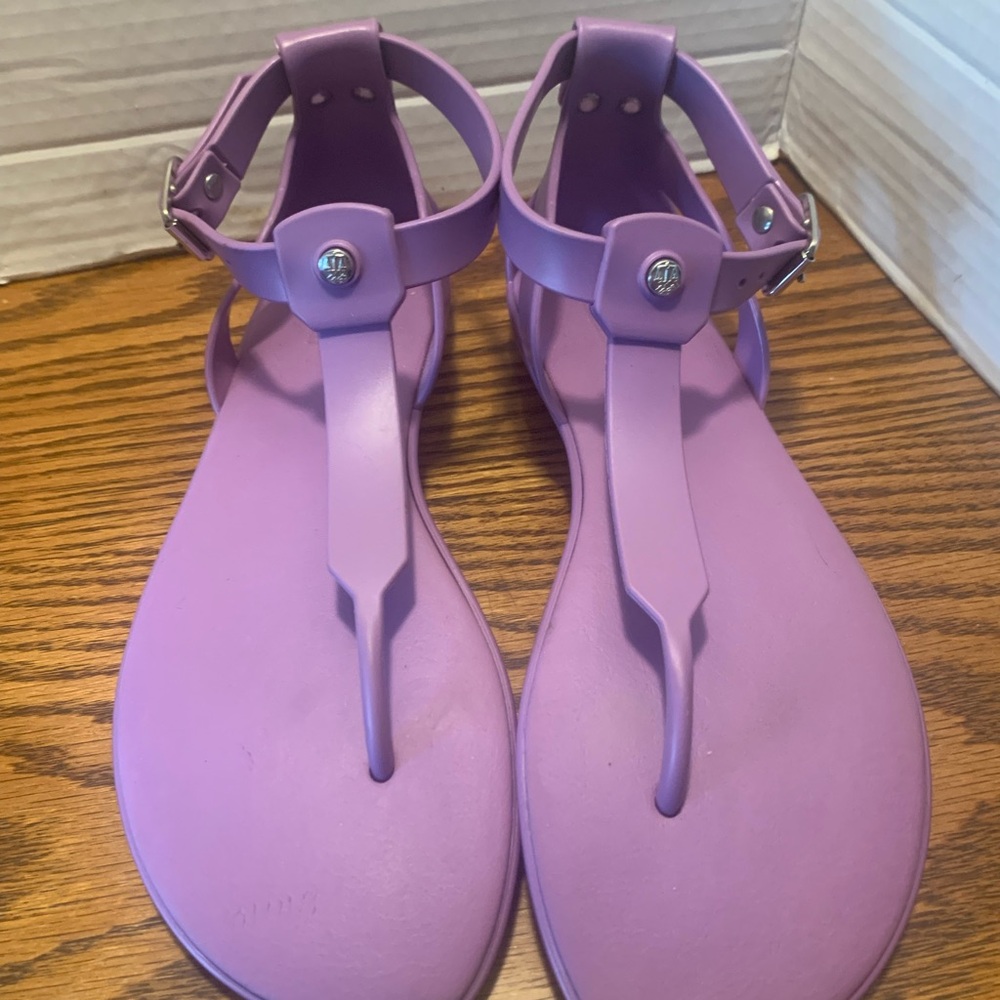 Women's Hunter Lavender T-Strap Jelly Sandals size6 festival, cruise ship
